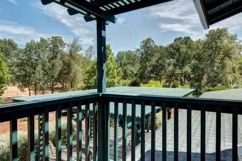 10637 Green Oaks Ln, Redding, CA 96003 photo 34