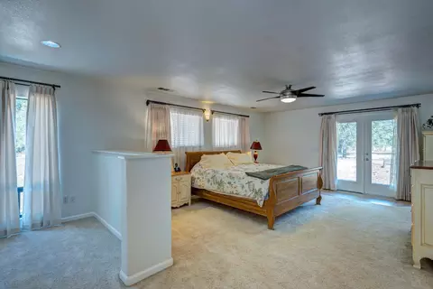 10637 Green Oaks Ln, Redding, CA 96003 photo 27
