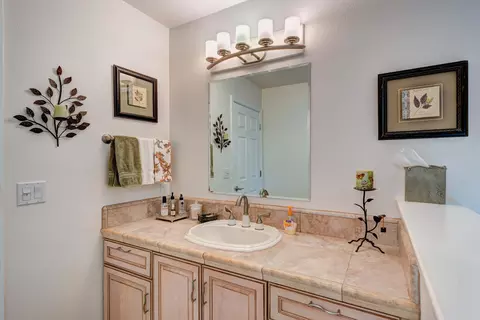 10637 Green Oaks Ln, Redding, CA 96003 photo 41