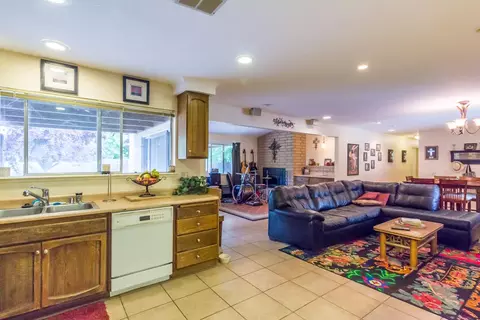 2441 Carnelian Way, Redding, CA 96003 photo 4