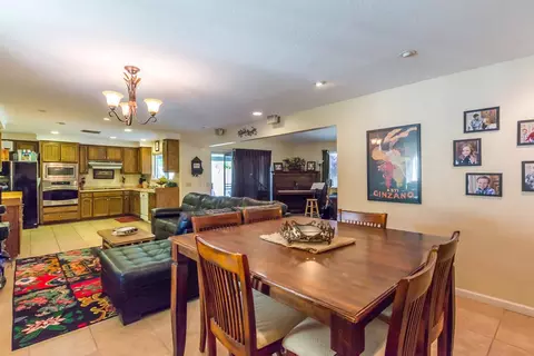 2441 Carnelian Way, Redding, CA 96003 photo 2