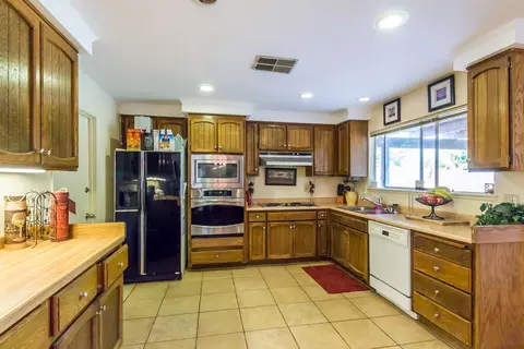 2441 Carnelian Way, Redding, CA 96003 photo 10