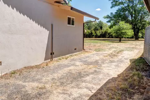 11367 Hawley Rd, Redding, CA 96003 photo 43