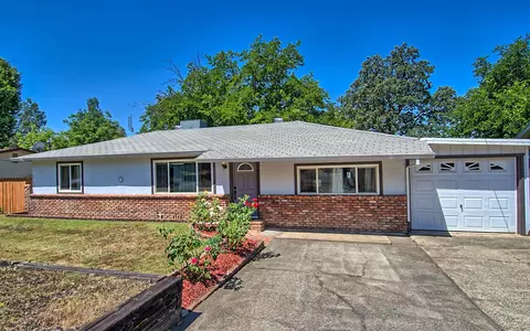 2030 Penn Dr, Redding, CA 96002 photo 28