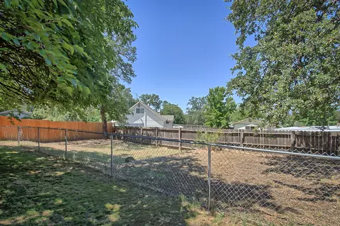 2030 Penn Dr, Redding, CA 96002 photo 26