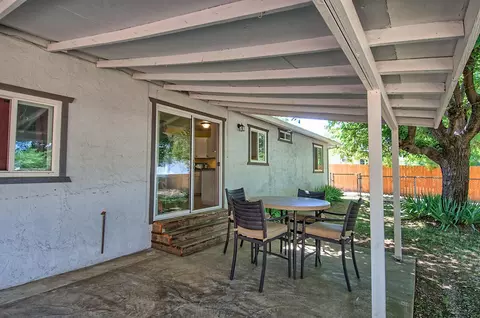 2030 Penn Dr, Redding, CA 96002 photo 25