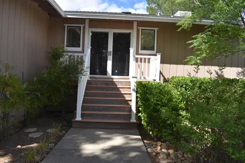 6384 Double K Dr, Anderson, CA 96007 photo 2