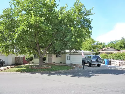 2357 Wilson Ave, Redding, CA 96002 photo 2