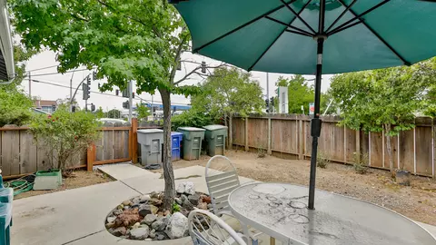 2954 Placer St, Redding, CA 96001 photo 12