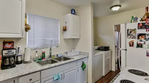 2954 Placer St, Redding, CA 96001 photo 6