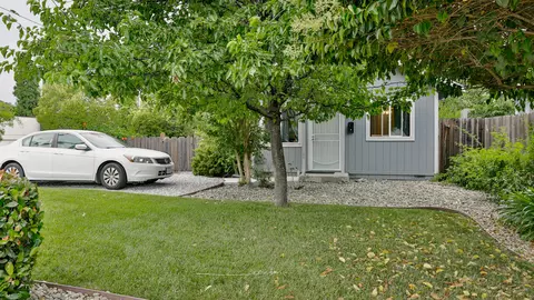 2954 Placer St, Redding, CA 96001 photo 15