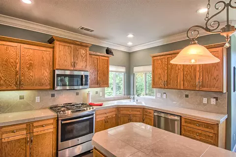 4035 Silver Lace Ln, Redding, CA 96001 photo 8