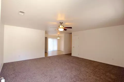2550 Reservoir Ln, Redding, CA 96002 photo 2