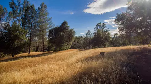 7555 Clear Canyon Rd, Redding, CA 96001 photo 3