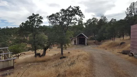 14074 Oak Run Rd, Oak Run, CA 96069 photo 3
