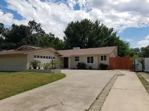 230 Oleander Cir, Redding, CA 96001 photo 1