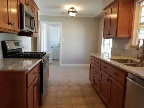 230 Oleander Cir, Redding, CA 96001 photo 5