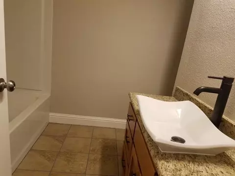 230 Oleander Cir, Redding, CA 96001 photo 11