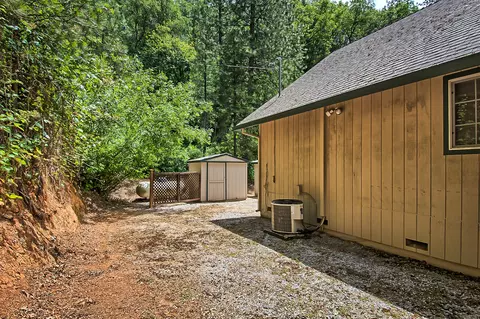 19149 Kamloop Rd, Lakehead, CA 96051 photo 14