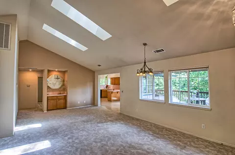19149 Kamloop Rd, Lakehead, CA 96051 photo 26