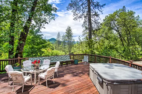 19149 Kamloop Rd, Lakehead, CA 96051 photo 11
