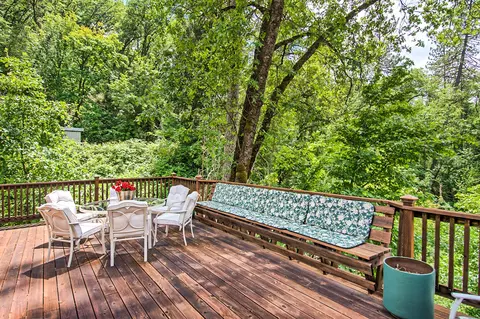 19149 Kamloop Rd, Lakehead, CA 96051 photo 10