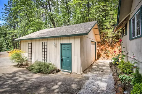 19149 Kamloop Rd, Lakehead, CA 96051 photo 12