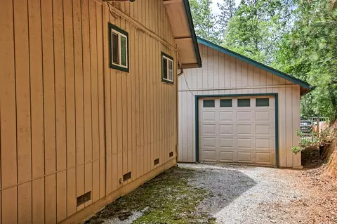 19149 Kamloop Rd, Lakehead, CA 96051 photo 13