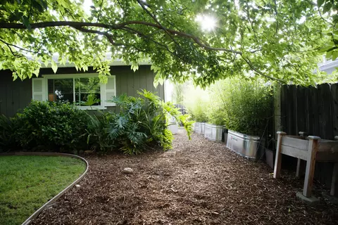 877 Partridge Dr, Redding, CA 96003 photo 25