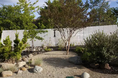877 Partridge Dr, Redding, CA 96003 photo 3