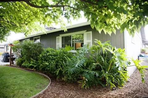 877 Partridge Dr, Redding, CA 96003 photo 22