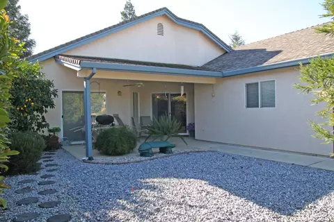 1720 Capistrano Walk, Redding, CA 96003 photo 17