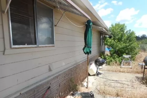 11649 Twin Tower Dr, Redding, CA 96003 photo 6