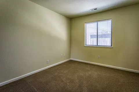 2153 Osprey Ln, Redding, CA 96003 photo 13
