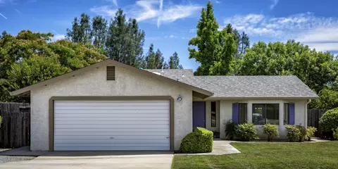 2153 Osprey Ln, Redding, CA 96003 photo 1