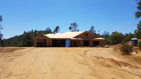 9290 Laurel Glen Dr, Redding, CA 96001 photo 4