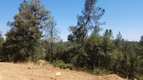 9290 Laurel Glen Dr, Redding, CA 96001 photo 17