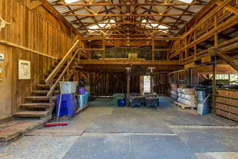 20471 Portero Dr, Redding, CA 96003 photo 6