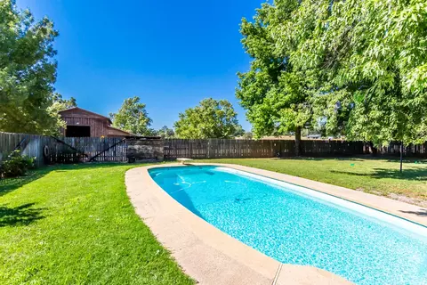 20471 Portero Dr, Redding, CA 96003 photo 27