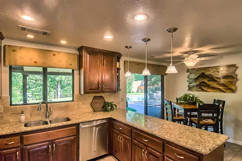 3623 Cal Ore Dr, Redding, CA 96001 photo 12