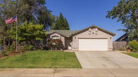 3312 Lawrence Rd, Redding, CA 96002 photo 1