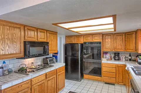 8790 Redbank Rd, Redding, CA 96001 photo 5