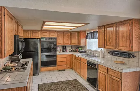 8790 Redbank Rd, Redding, CA 96001 photo 4