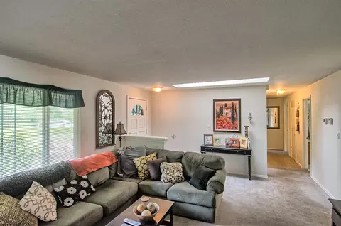 8790 Redbank Rd, Redding, CA 96001 photo 2