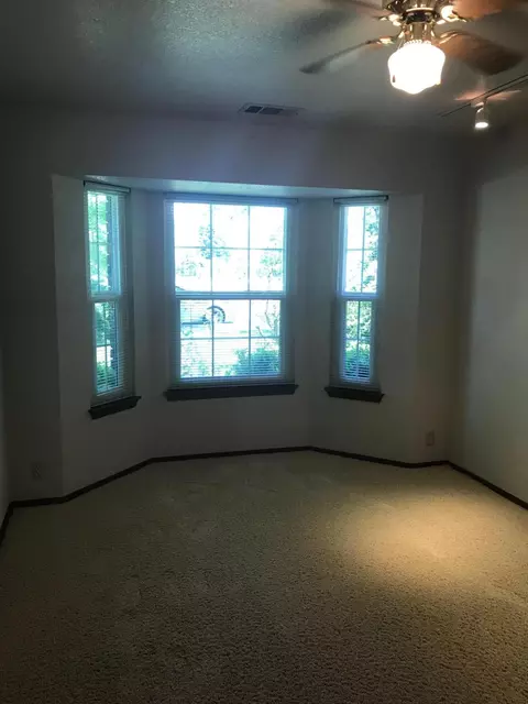 1717 St Andrews Dr, Redding, CA 96003 photo 19