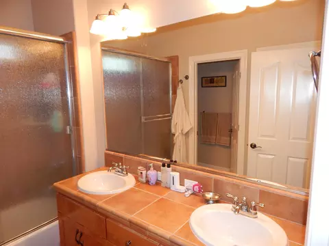 3293 Laver St, Redding, CA 96002 photo 34