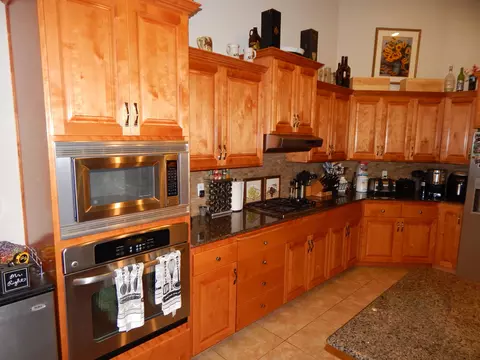 3293 Laver St, Redding, CA 96002 photo 18
