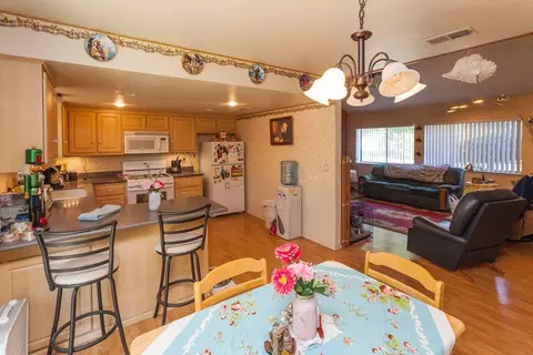 1990 Carol Jean Ct, Redding, CA 96002 photo 5