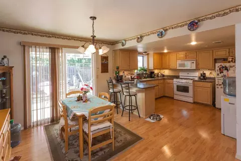 1990 Carol Jean Ct, Redding, CA 96002 photo 4
