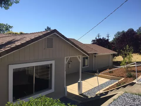3523 West St, Redding, CA 96001 photo 1